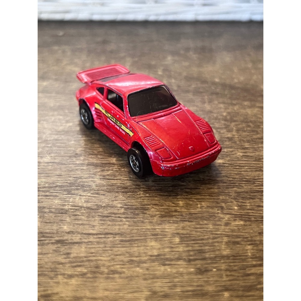 Hot Wheels 1989 Porsche 930 Turbo Metal Base Loose Die Cast EUC Play Cars
